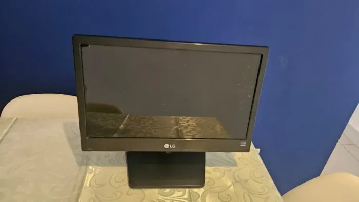 Monitor LG 15.6 polegadas