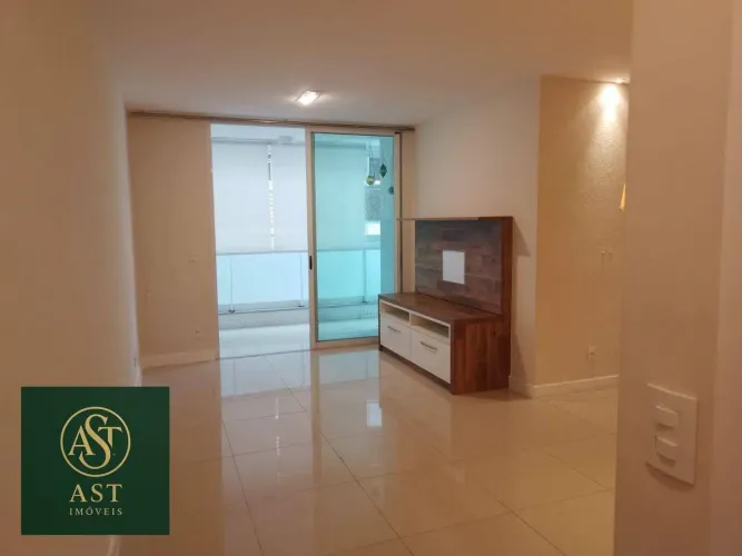 AST IMÓVEIS VENDE apartamento com 2 quartos sendo 1 suíte e 1 vaga de garagem, 86 m² por R