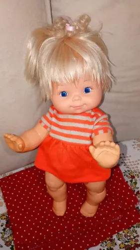 Boneca Bebê Que Engatinha Da Estrela raridade antiga Funcionando