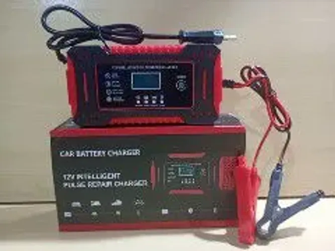 Carregador de Bateria Automotivo Inteligente Entrada Bivolt e Saída 12V