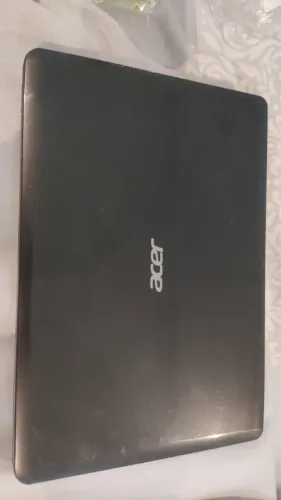 Notebook Acer Celeron Ideal para tarefas diárias