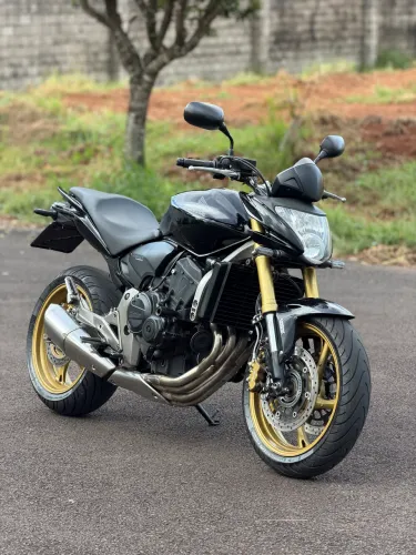 HONDA HORNET 2008