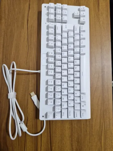 Teclado Redragon 75% RGB Branco