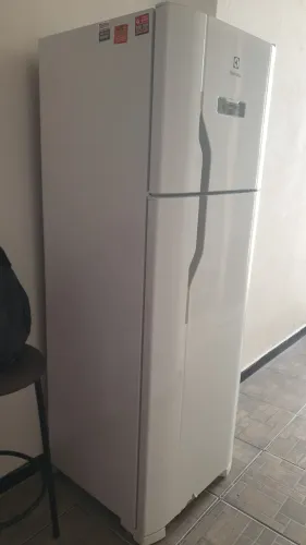 Electrolux Frost Free 310L - Perfeito Estado (Único Dono)