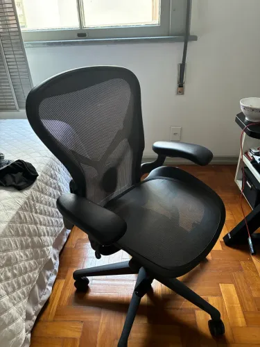 Cadeira Herman Miller Aeron Original Preta - Excelente Estado | Home Office Premium