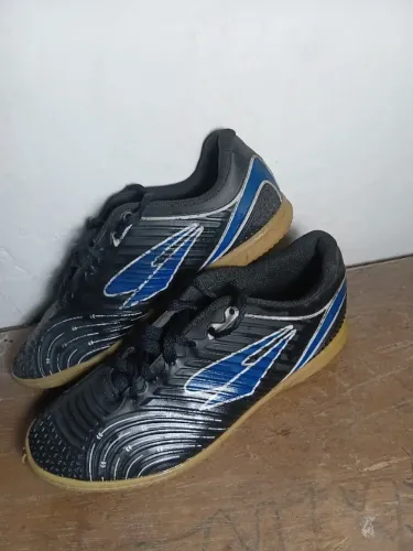 Tênis SoccietyDRAY UndergroundWonder Futsal TAM 41 CONFORTO E DESIGN PARA SEUS ESPORTES