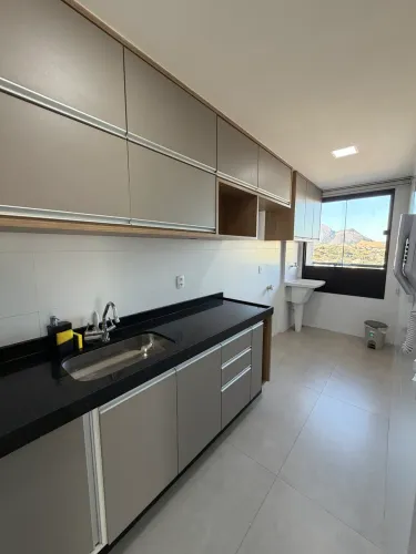 Aluga-se apartamento 2 quartos