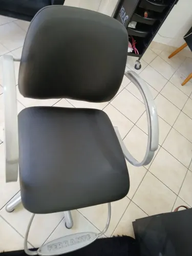 Cadeira de abelereiro da marca ferrante