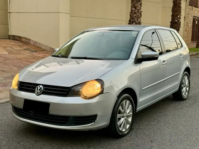 Volkswagen Polo 1.6 Mi/s.ouro 1.6 MI Tot.flex 8V 5P 2012