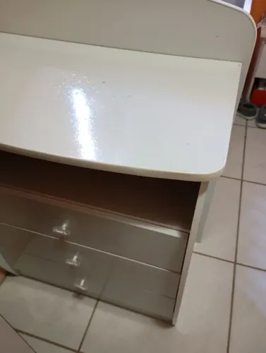 Berço com cómoda embutido e colchão da marca Ortobom 