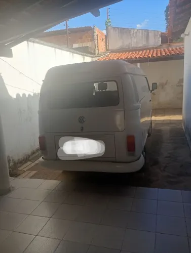 Volkswagen Kombi Furgão 1.4 MI Total Flex 8V 2014