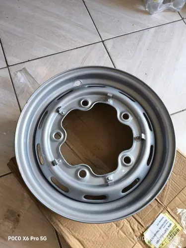 Roda Fusca aro 15 5 furos nova