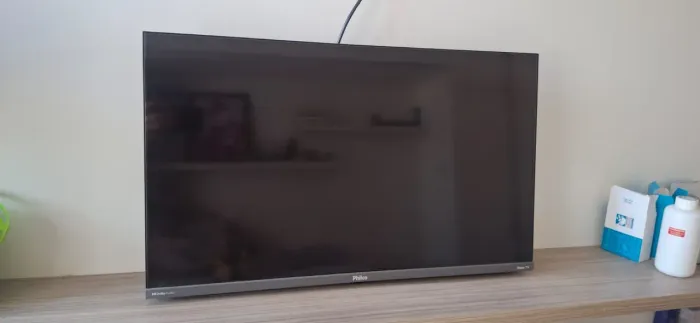 Televisão Philco Roku 24'