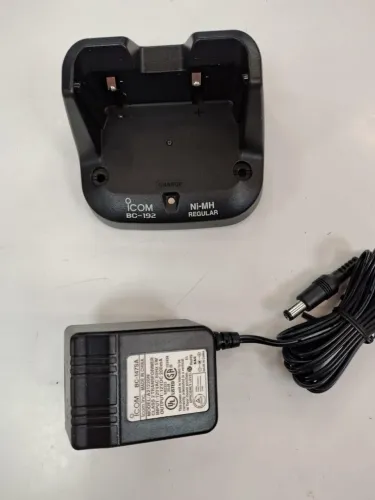 Carregador Icom BC192 Rádio Comunicador HT IC-V80 IC-V86 IC-F3003 regular