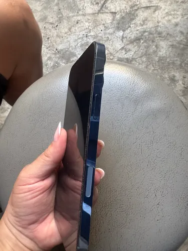 iPhone 13 Pro Max 128 g 80% de bateria