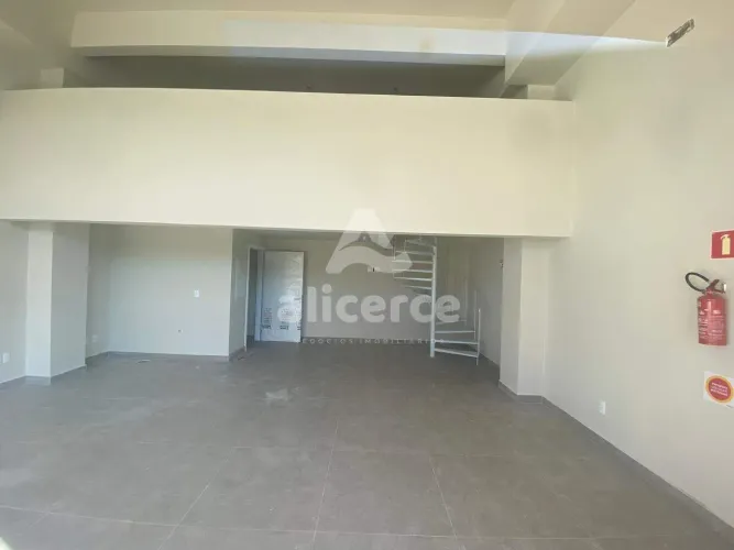 Loja para aluguel com , 59,25m² em Estreito Florianópolis