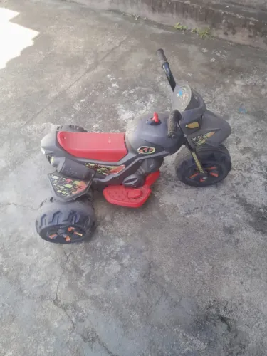 Moto eletrica infantil