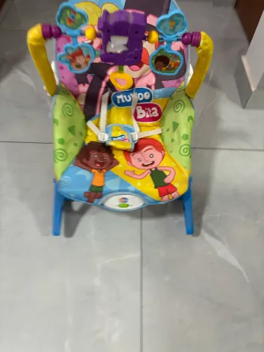 Cadeira de balanço mundo Bita!