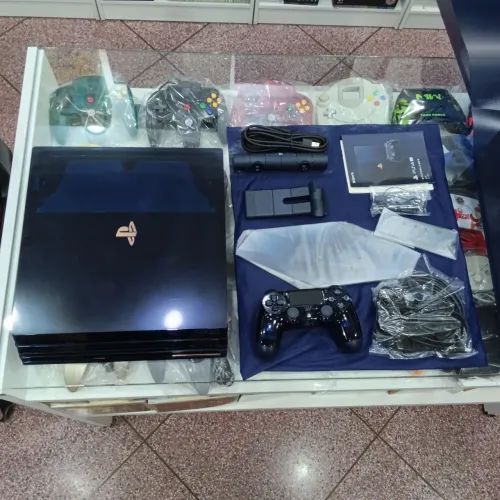 Vendo PlayStation 4 Pro n 17490/50000 Ed Limitada 500 Milhões 2TB