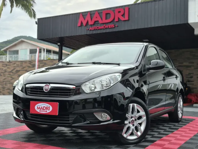 Fiat Grand Siena Essence Dual. 1.6 Flex 16V 2016