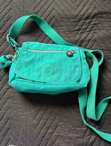 Bolsa Kipling verde original 