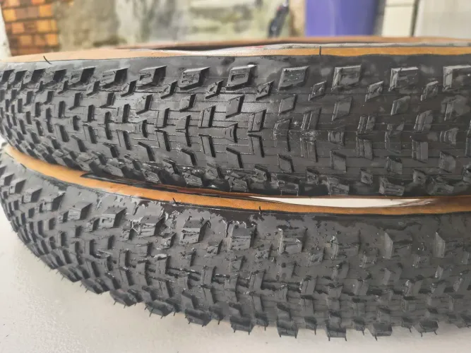 Par de pneus Kenda Boost pro 2.40 tubeless