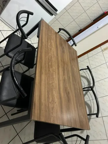 Mesa Estilo Industrial