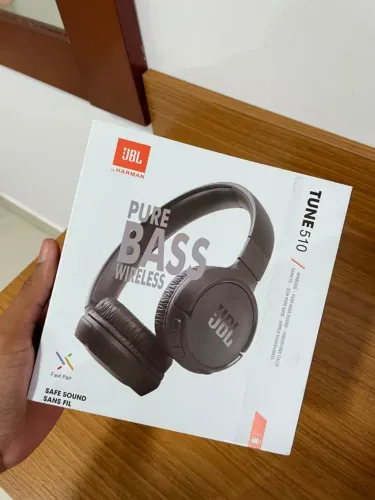 Fone JBL Tune 510BT Sem Fio Bluetooth Graves Potentes (Primeira Linha)