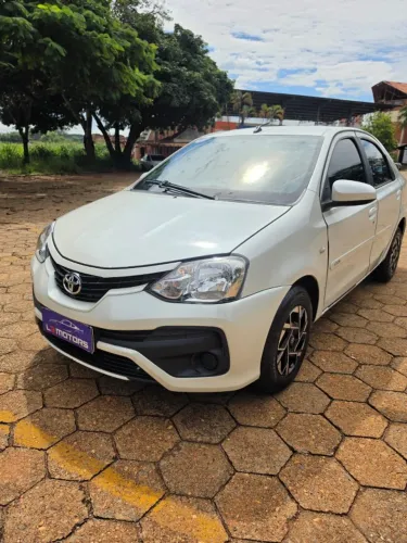Toyota Etios X Sedan 1.5 Flex 16V 4P Mec. 2018