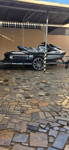 Carretinha reboque jet ski