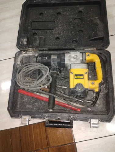 Martelete rompedor Dewalt 5 kg