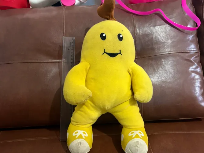 Pelúcia Banana de Pijama antigo.