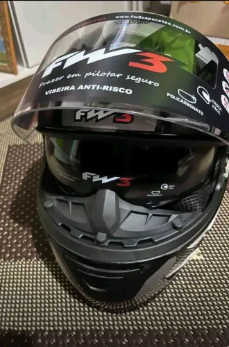 Capacete FW3 Fox Esportivo Com Viseira Solar + Antirrisco ABS
