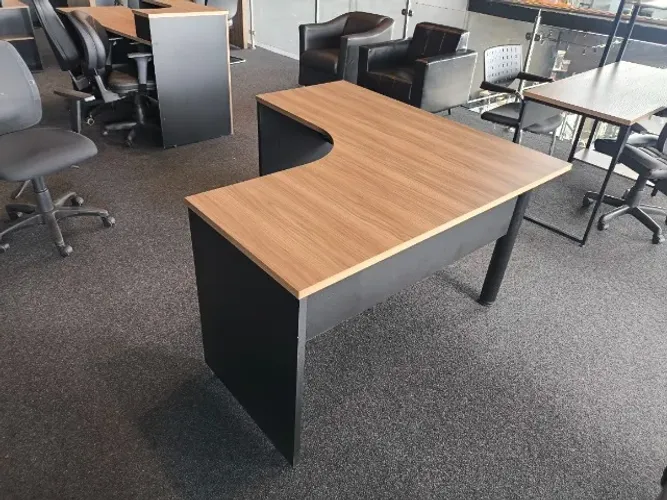 Mesa de Escritório Escrivaninha Angular - 0,75x1,40x1,40cm - ENTREGAS EM ATÉ 24h!!