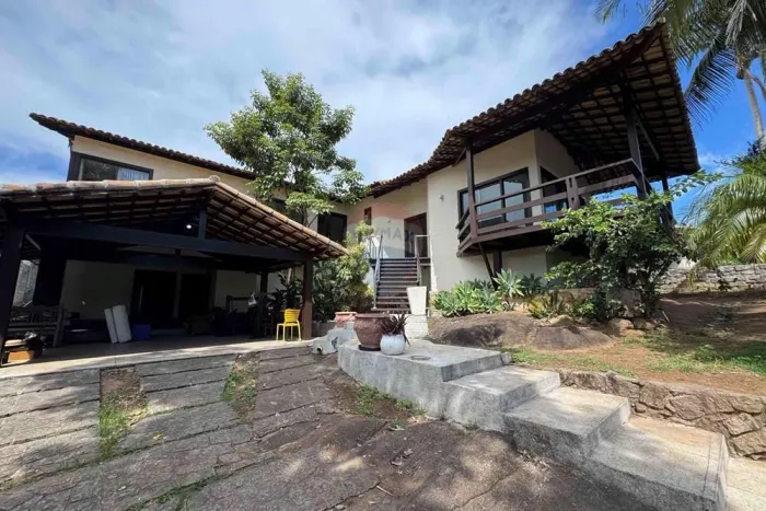 "Exclusiva Casa residencial 4 suítes para aluguel na Ilha do Frade"