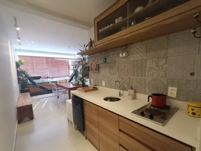 KITNET À VENDA NA CLSW 103 DO SUDOESTE - BRASÍLIA - 31m² - REFORMADA E MOBILIADA