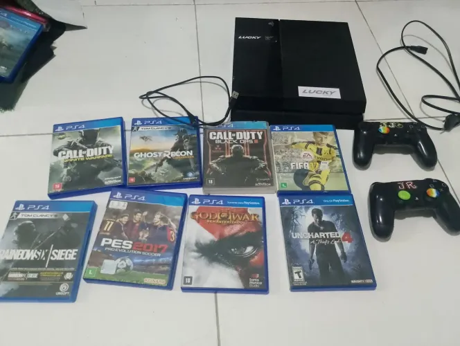 Vendo ps4 fonte queimada 