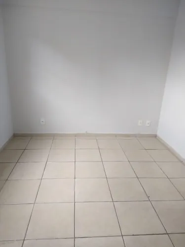 Alugo Apartamento de 1 quarto