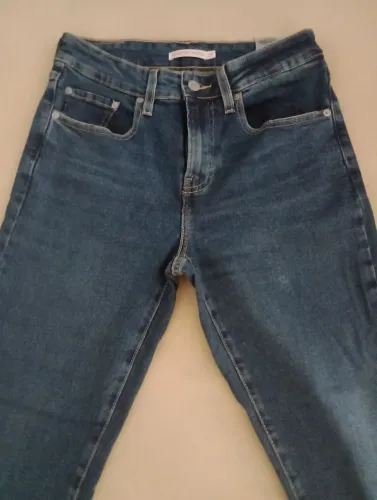 Calça jeans Levi's tamanho 38 
