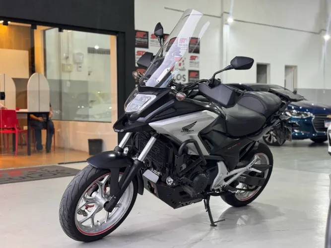 Honda NC 750X 2016 com APENAS 62 mil rodados