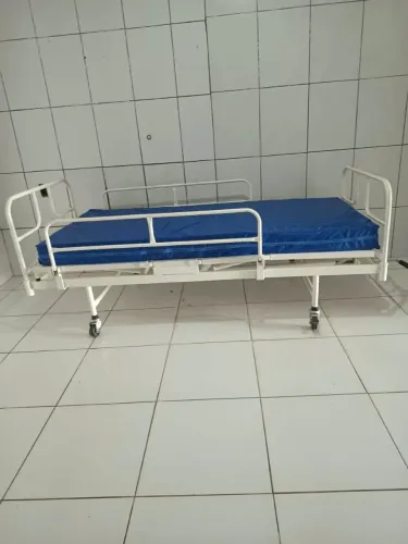 Cama hospitalar