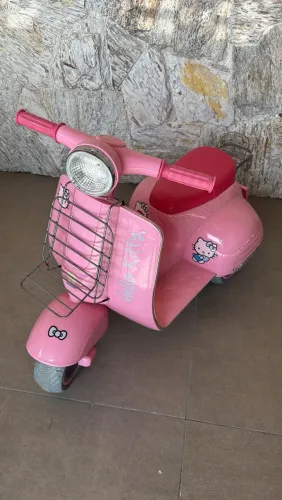 Scooter Moto Hello Kitty Bandeirante