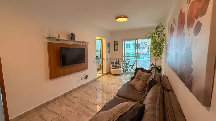 Apartamento à venda em Praia Grande na Guilhermina com 2 quartos, 2 vagas e 87m²