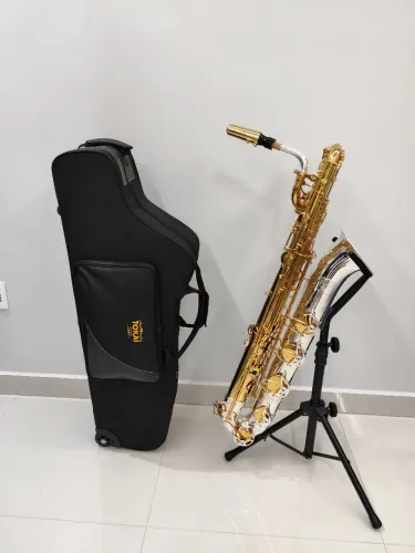 Sax Baritono TSB 300 GP Tokai Mib C/ La grave - Dourado c/ Prata - NOVO - TROCO