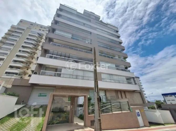 Apartamento à venda Rua Mar Del Plata, Barreiros - São José
