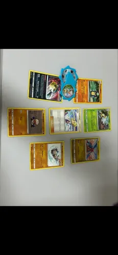 Conjunto de cartas Pokémon