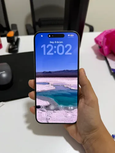 IPHONE 15 PRO MAX IMPECÁVEL. SEM MARCAS DE USO