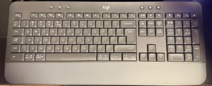Teclado Sem Fio Logitech Signature K650 Com Apoio para as Mãos