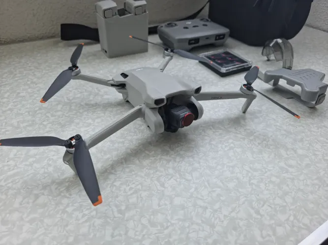 DJI Mini 3 - Combo Fly More PLUS + Acessórios