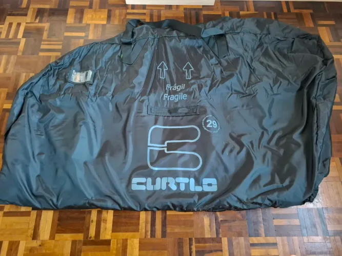 Mala Bike Curtlo (Semi-novo) MTB 29 e Speed. 